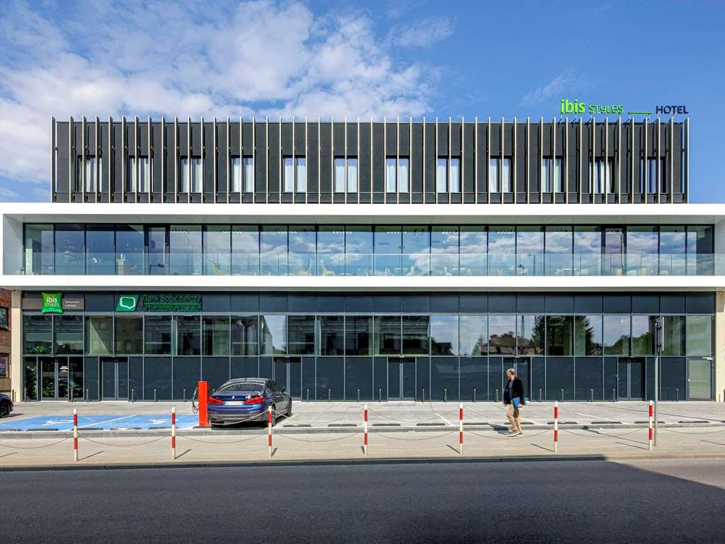 Ibis Styles Tomaszów Lubelski Exterior foto